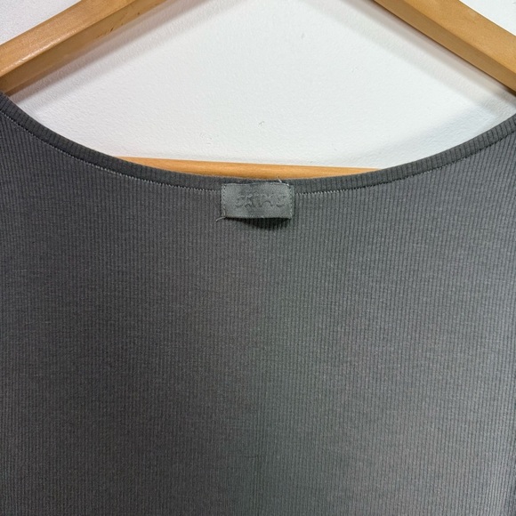 SKIMS Charcoal Ribbed Tank - Picture 5 of 5